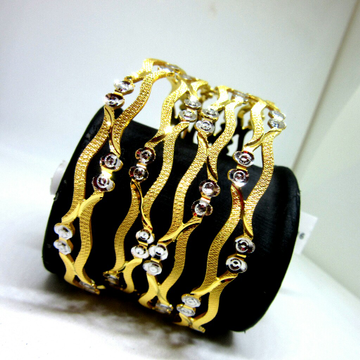 22k 916 Cutting Design Bangles by 