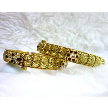 Gold 22k semi jadtar bangles by 