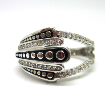 Silver 925 a unique one side design ring sr925-297 by 
