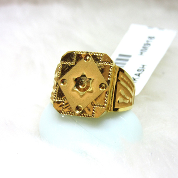 Gold Classic Gents Ring by 