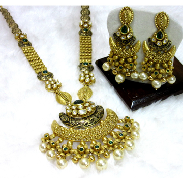 Long oxidized semi jadtar hallmark set by 