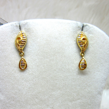 Gold Mini Casting Earring by 