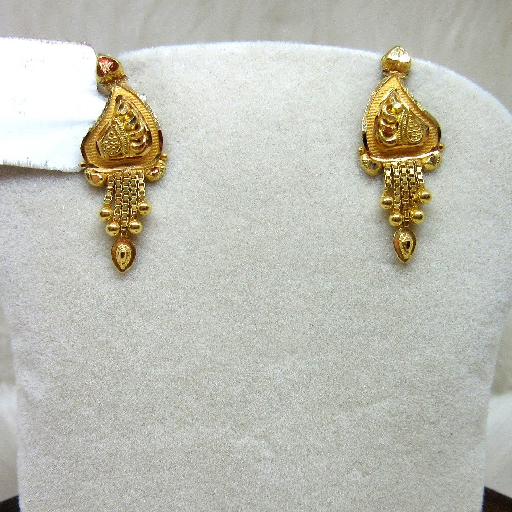 Gold DailyWear Earring