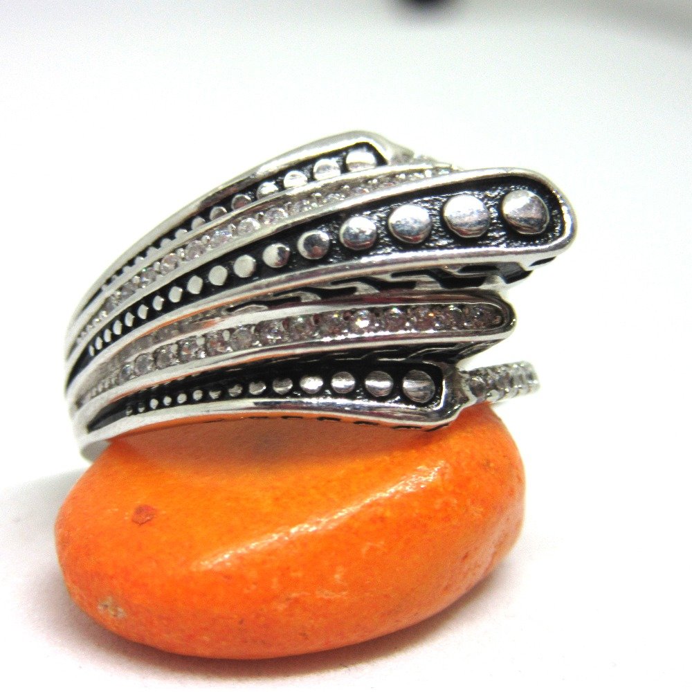 Silver 925 a unique one side design ring sr925-297