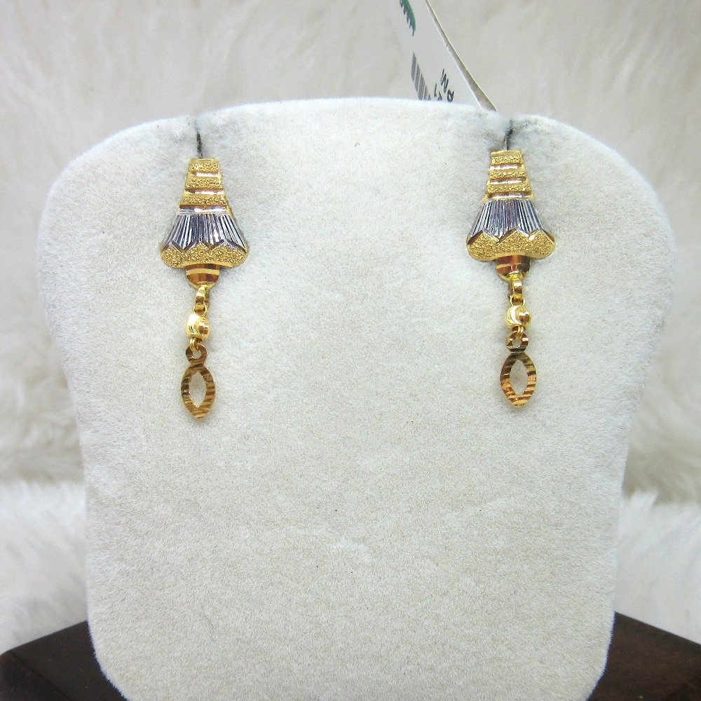 Gold Classic Earring