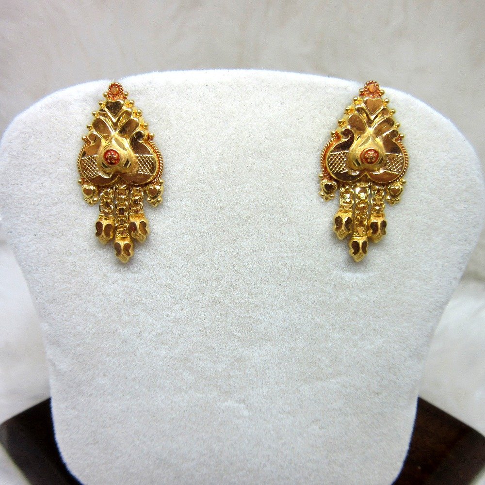 Gold LightWeight Earring