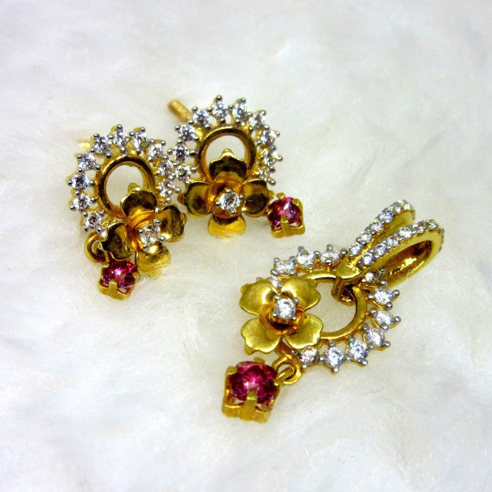 Fancy pendant set