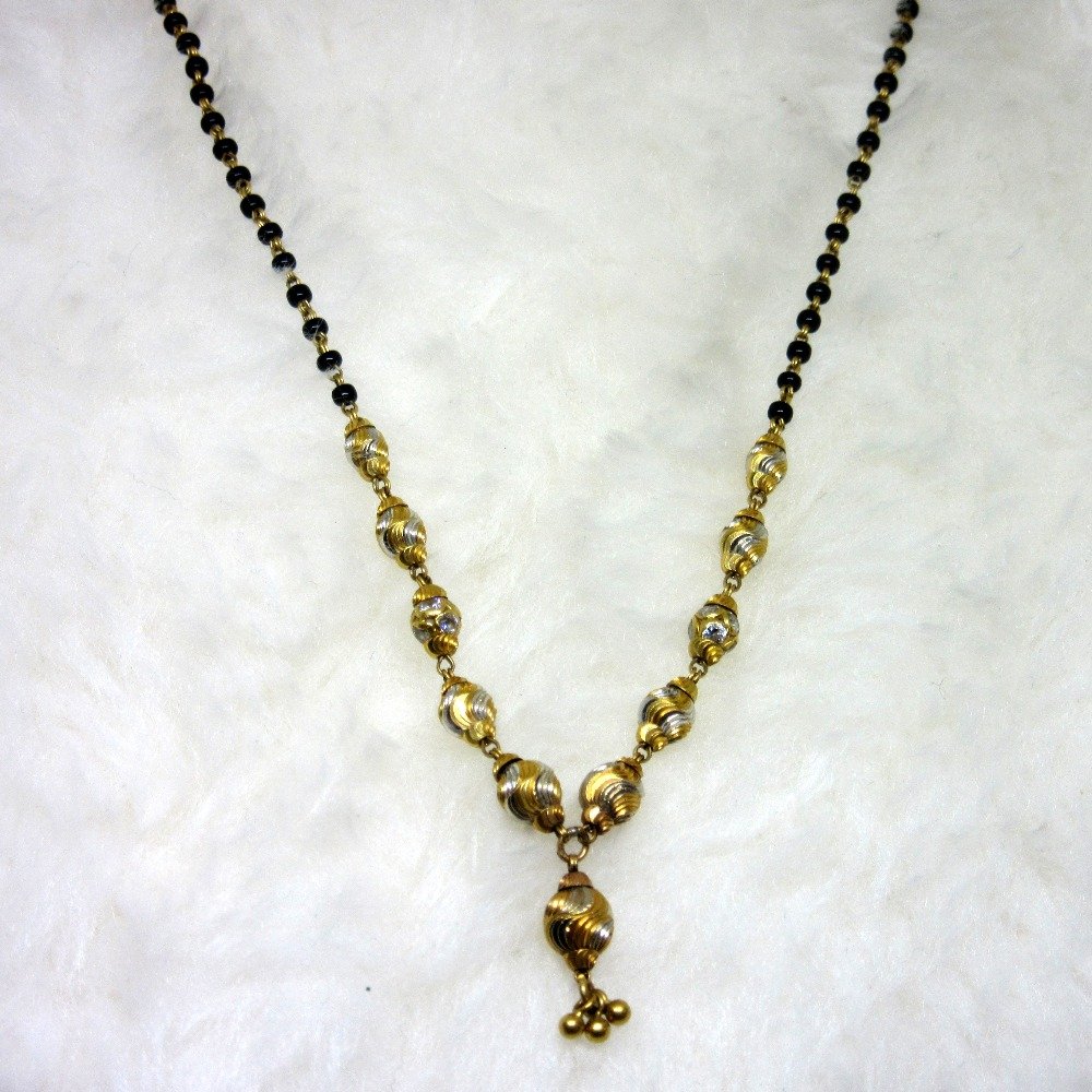 Gold verticla mangalsutra dokiya