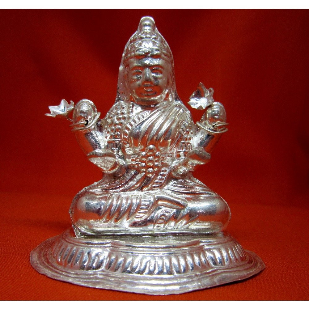 Silver shree lakshmiji murti (statue)