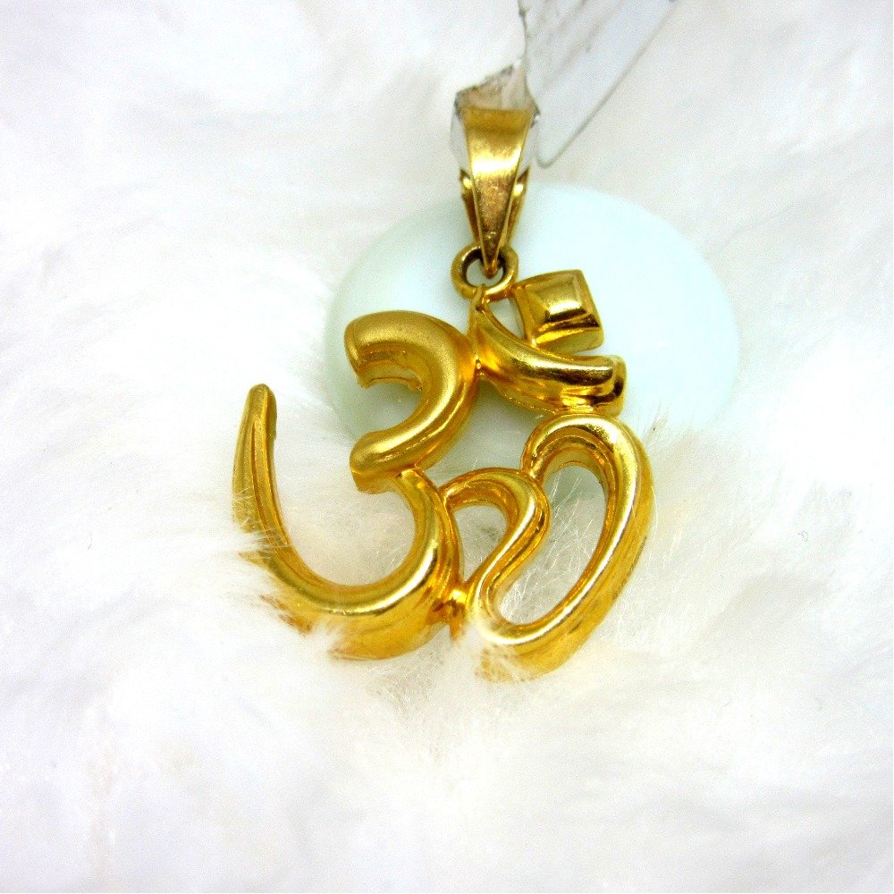 Om logo pendent