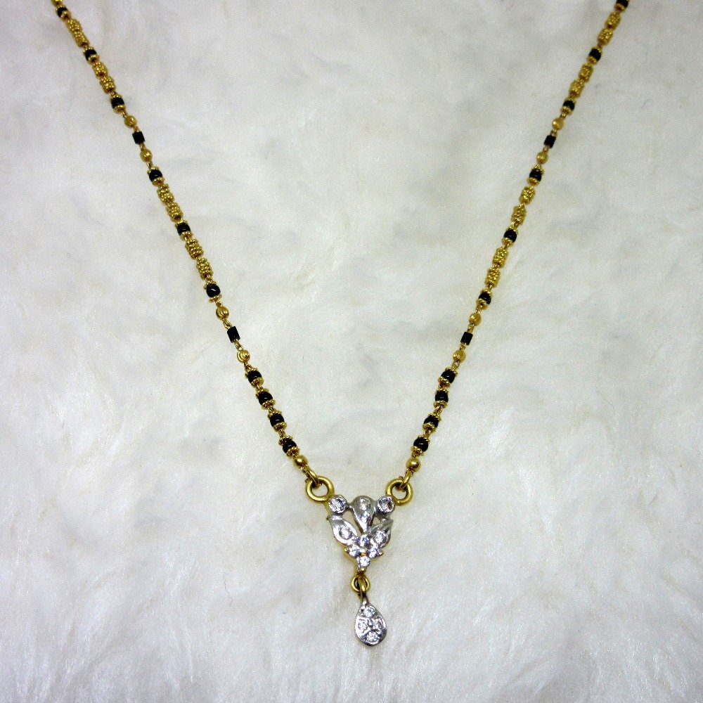 Gold dailywear casual mangalsutra dokiya