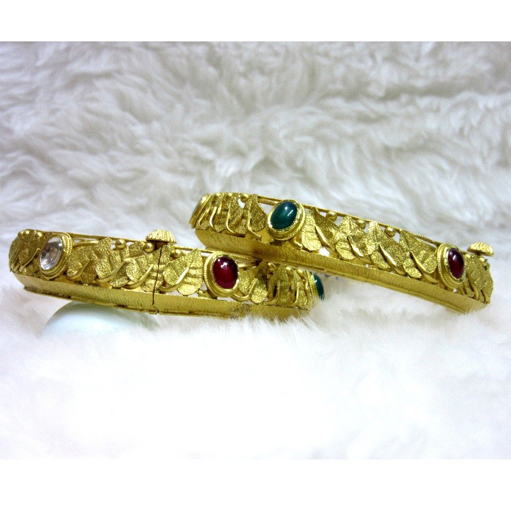 22k semi jadtar bangles