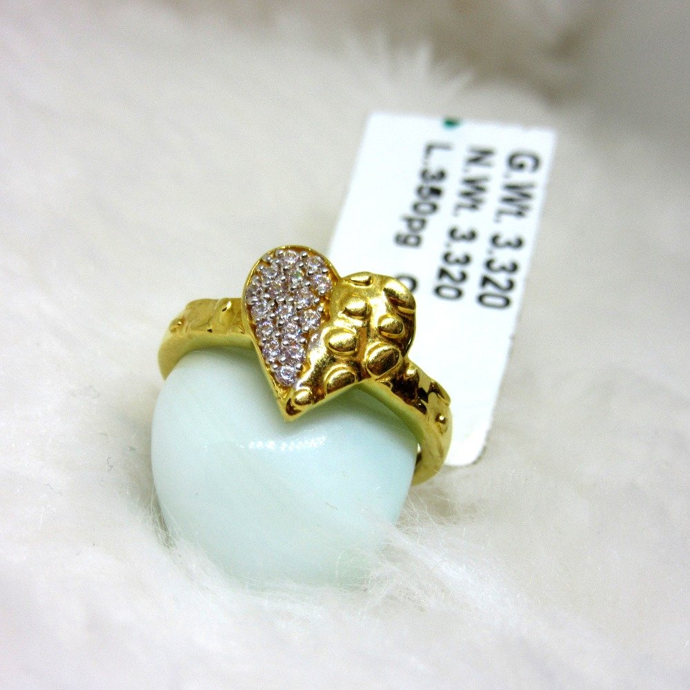 Gold Heart Shape Diamond Casting Ring