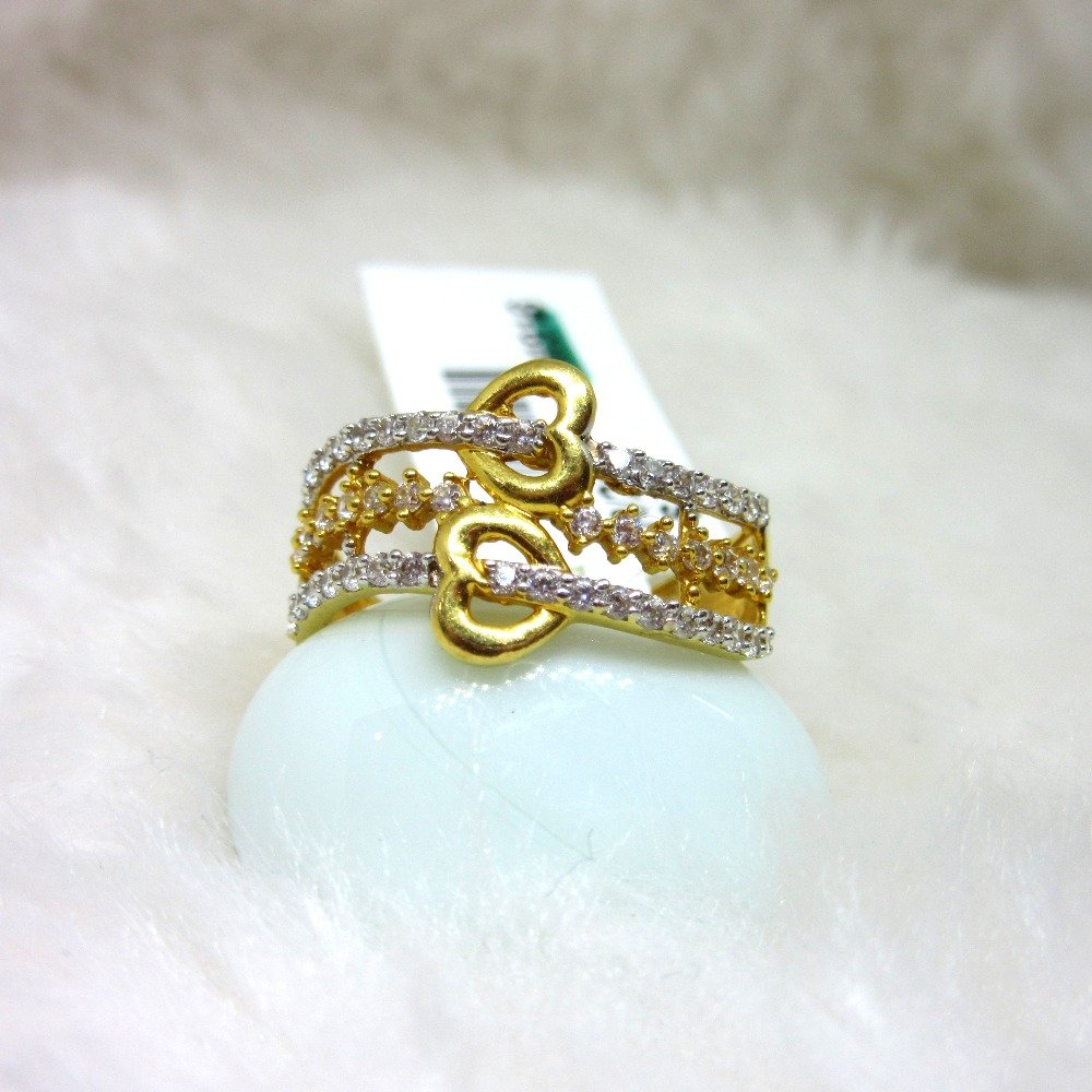 Gold designer ladies ring