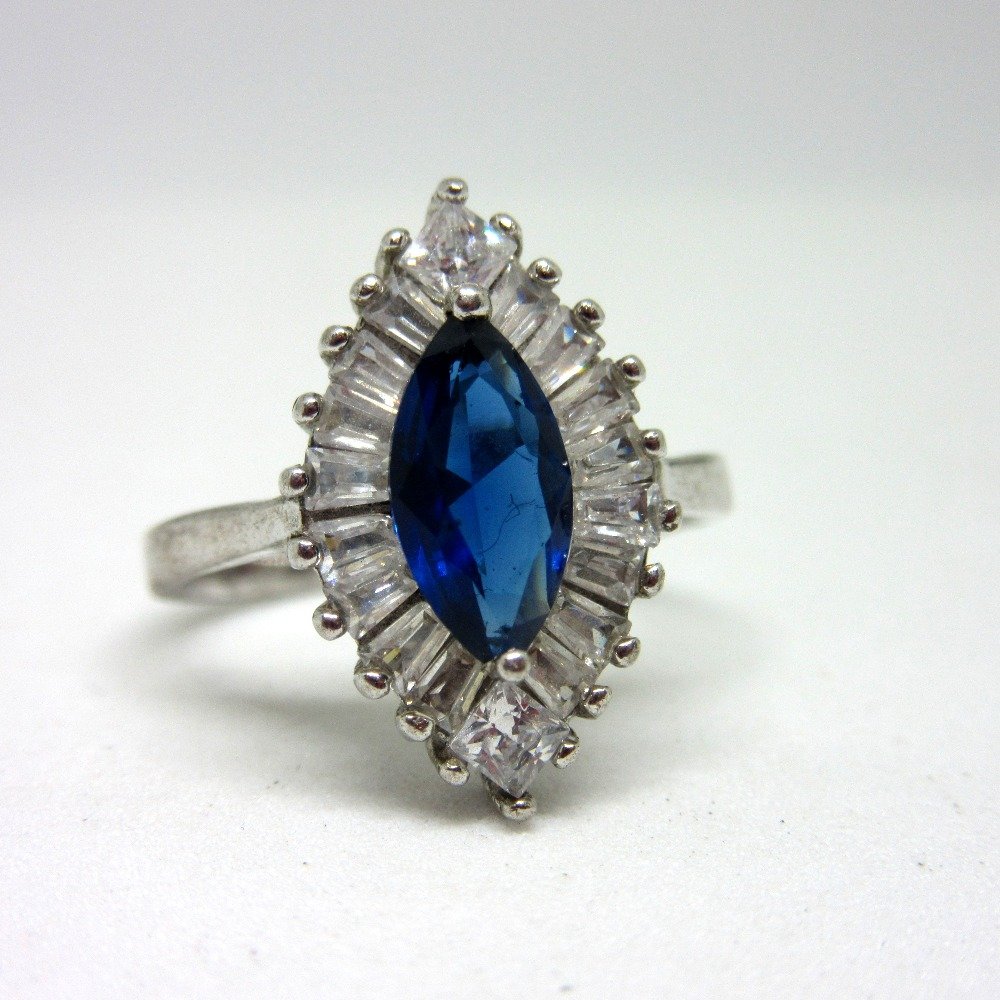 Silver 925 marquise shape blue stone ring sr925-178