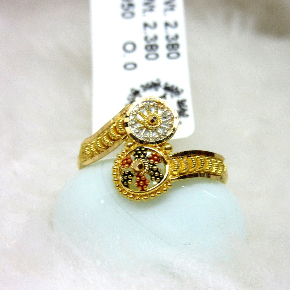 Gold Designer Ladies Ring