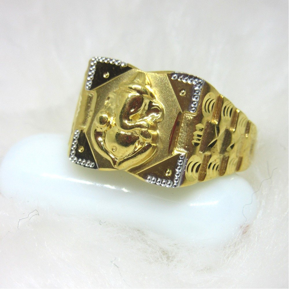 Gold carving rectangle ganesha ring