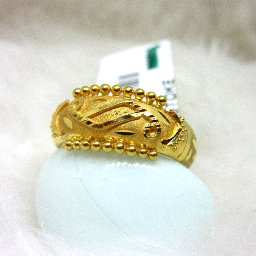 Gold Karda Ladies Ring