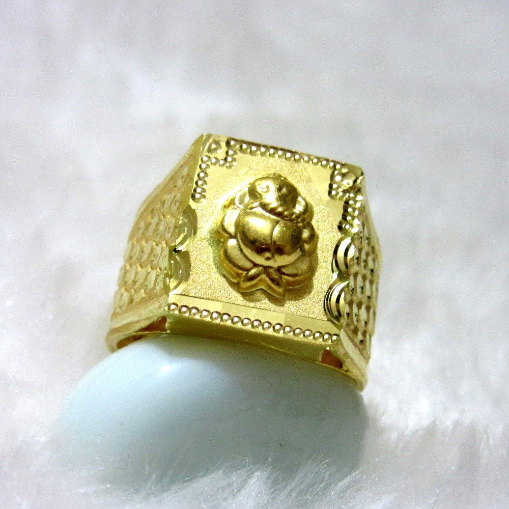 Gold Hm916 Square Ganesha Ring