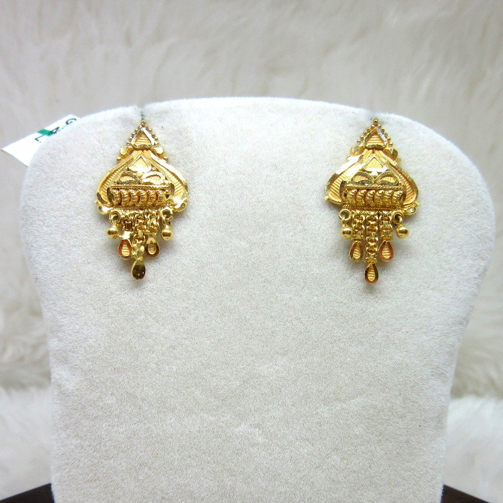 Gold Classic Earring