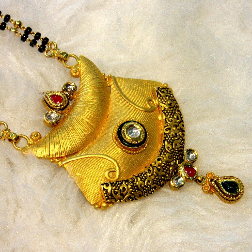 Gold 22k classic jadtar mangalsutra