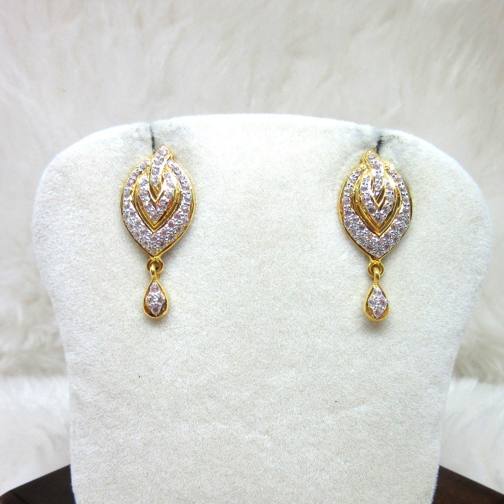 Gold Fancy Casting Diamond Earring