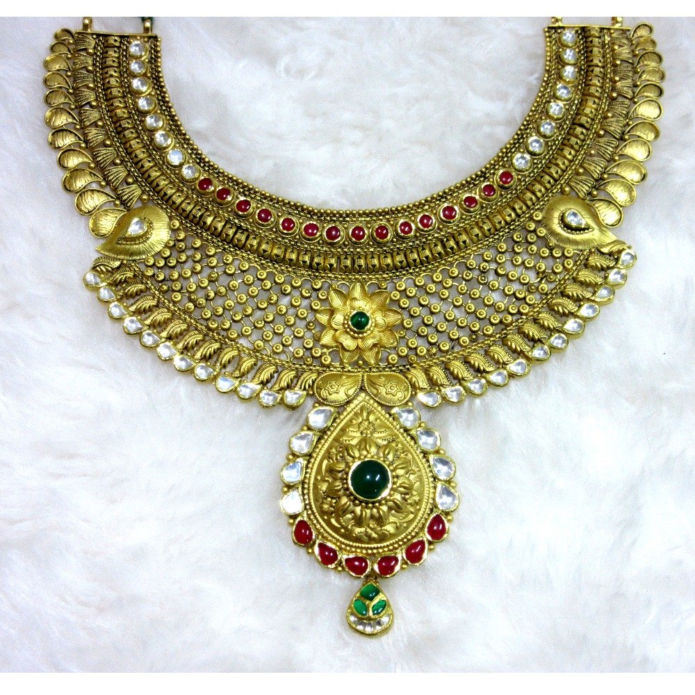 22k gold jadtar bridal set