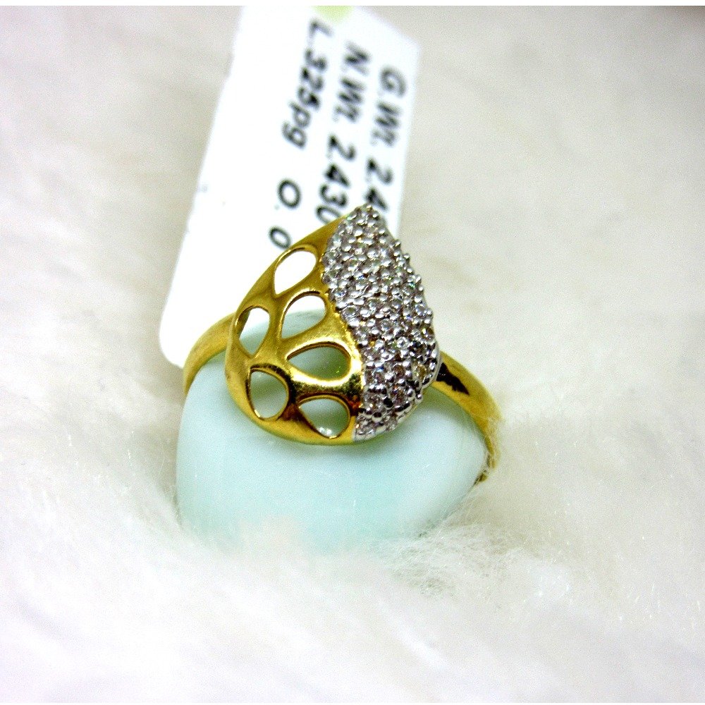 Gold Pear Shape Ring