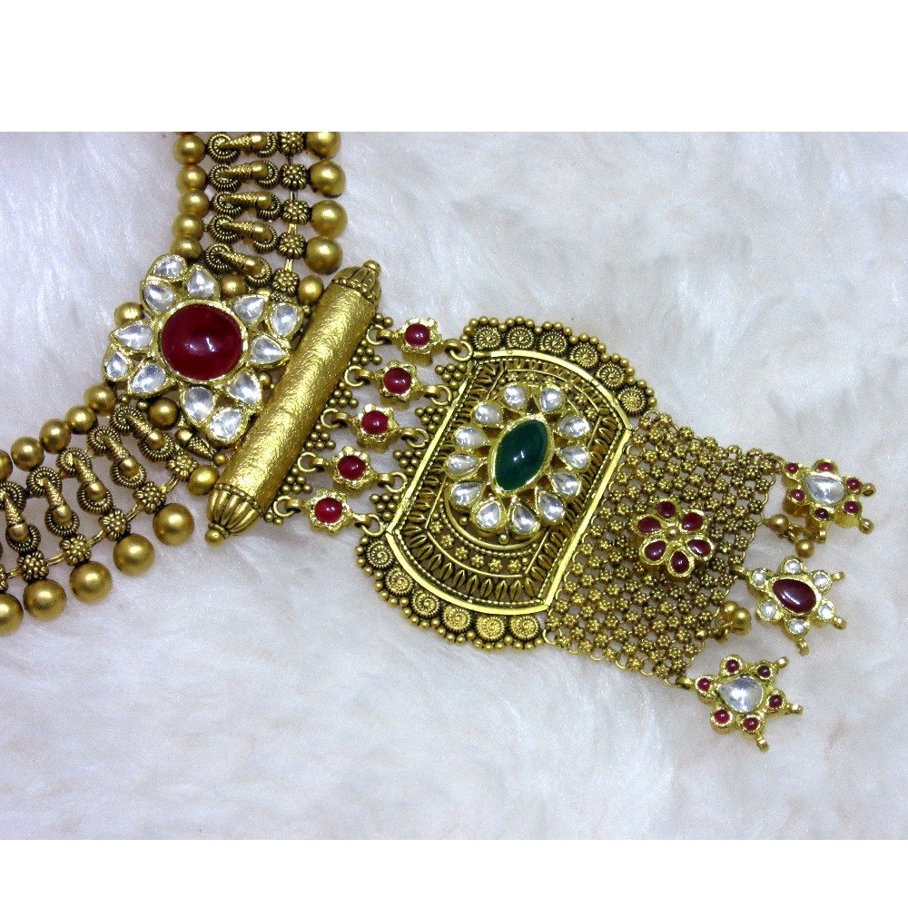 Gold fancy jadtar half set