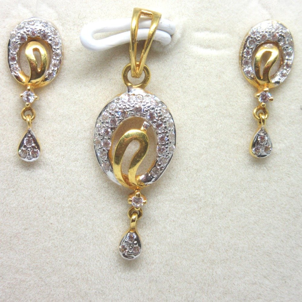 916 gold fancy pendant set