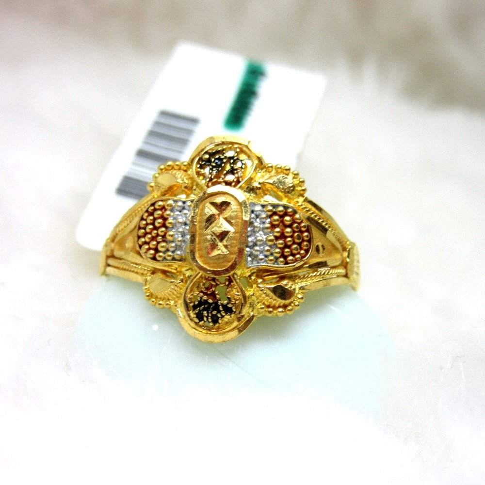 Gold Designer Ladies Ring