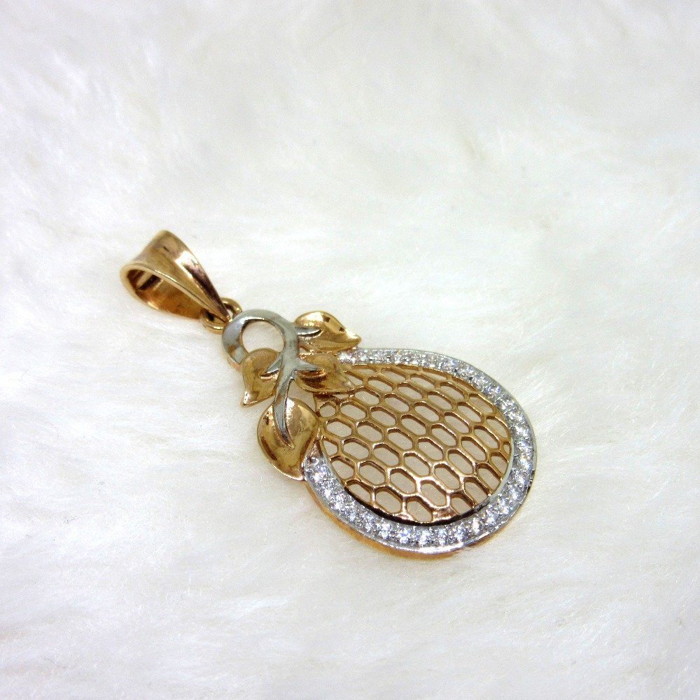 Rose Gold unique Design Pendent Set