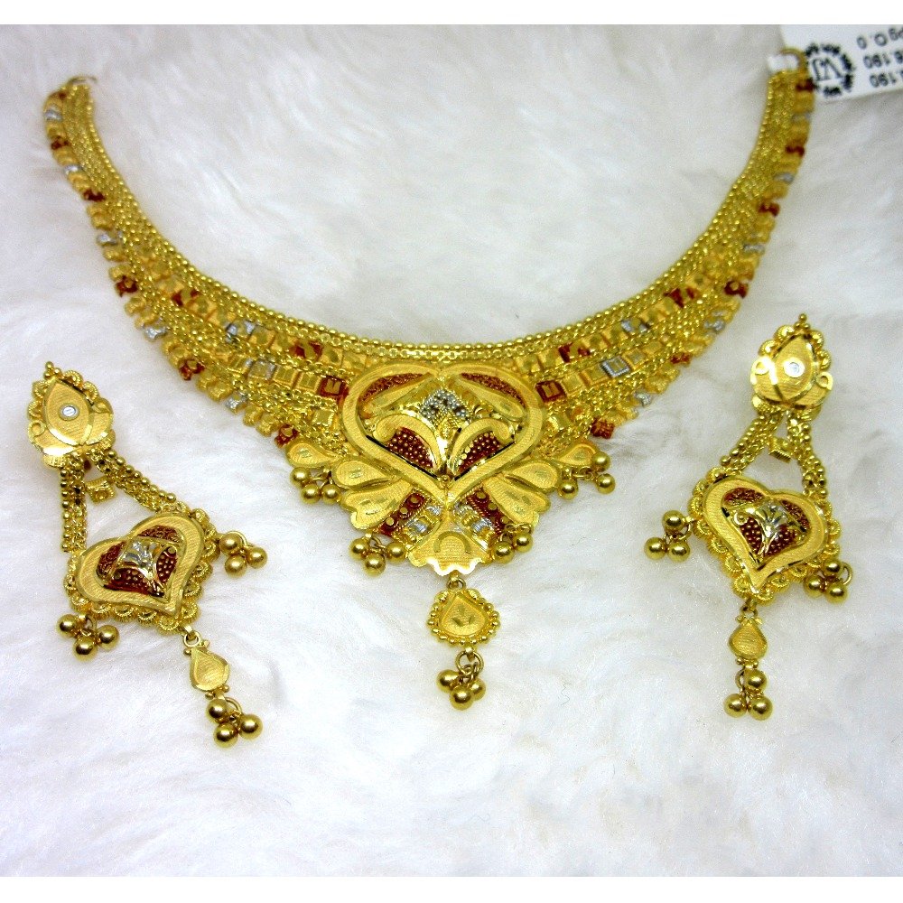 Gold Fancy Semi Culcutti Set