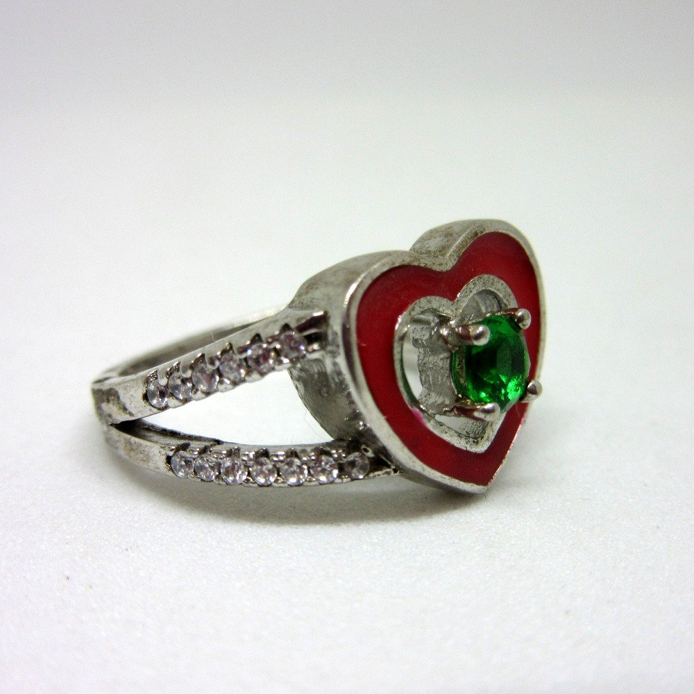 Silver 925 heart shape green diamond ring sr925-164