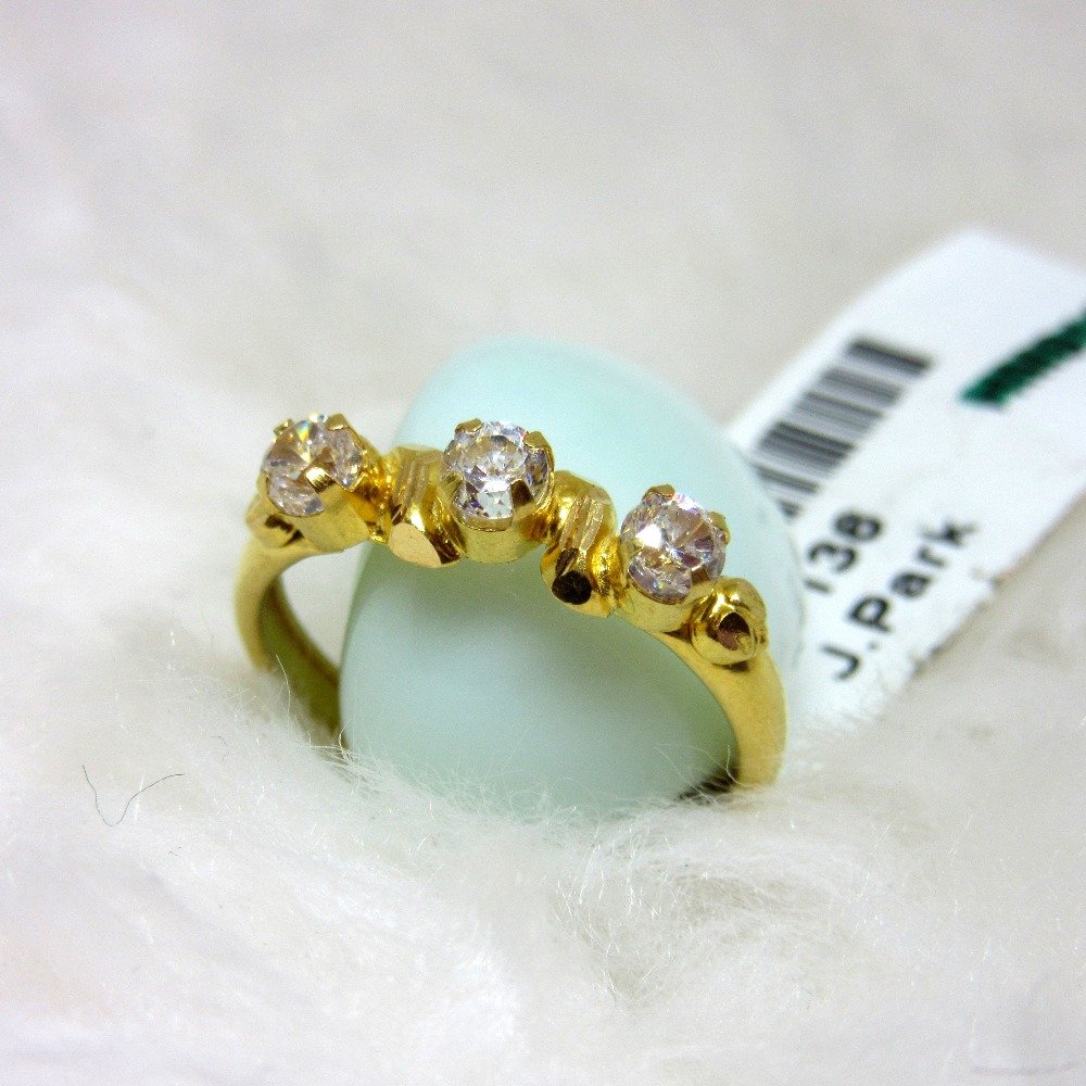 Gold 3 Stone Ledies Ring