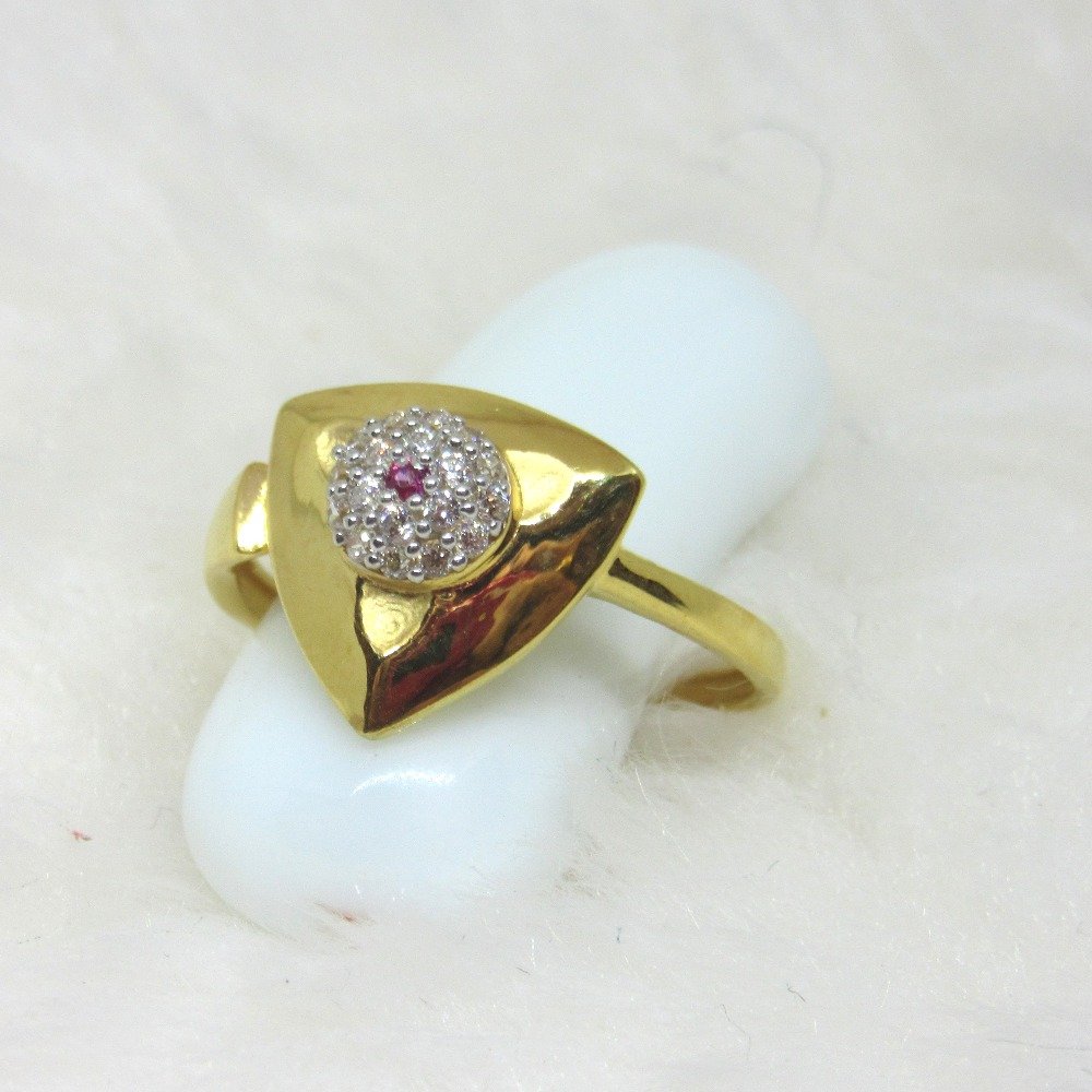 Gold shield shaped clustered ring