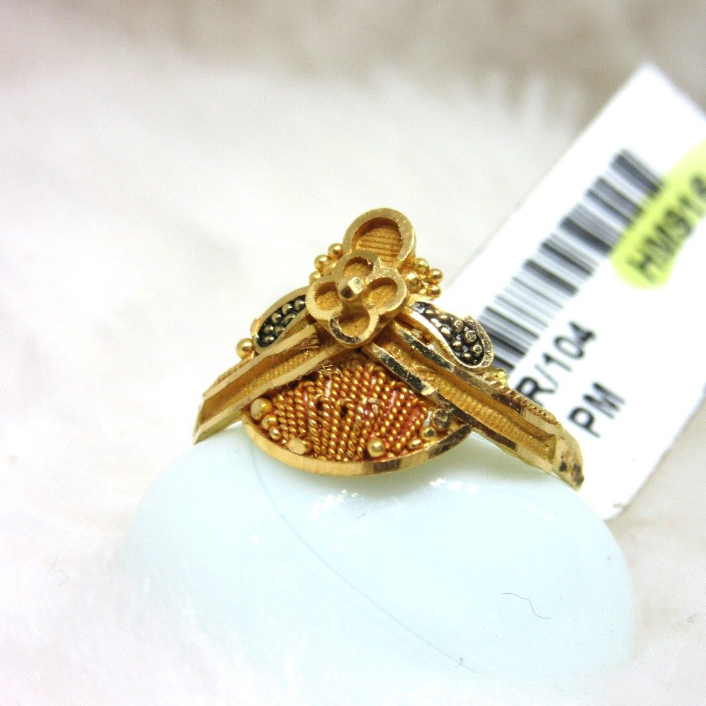 Gold Designer Ladies Ring