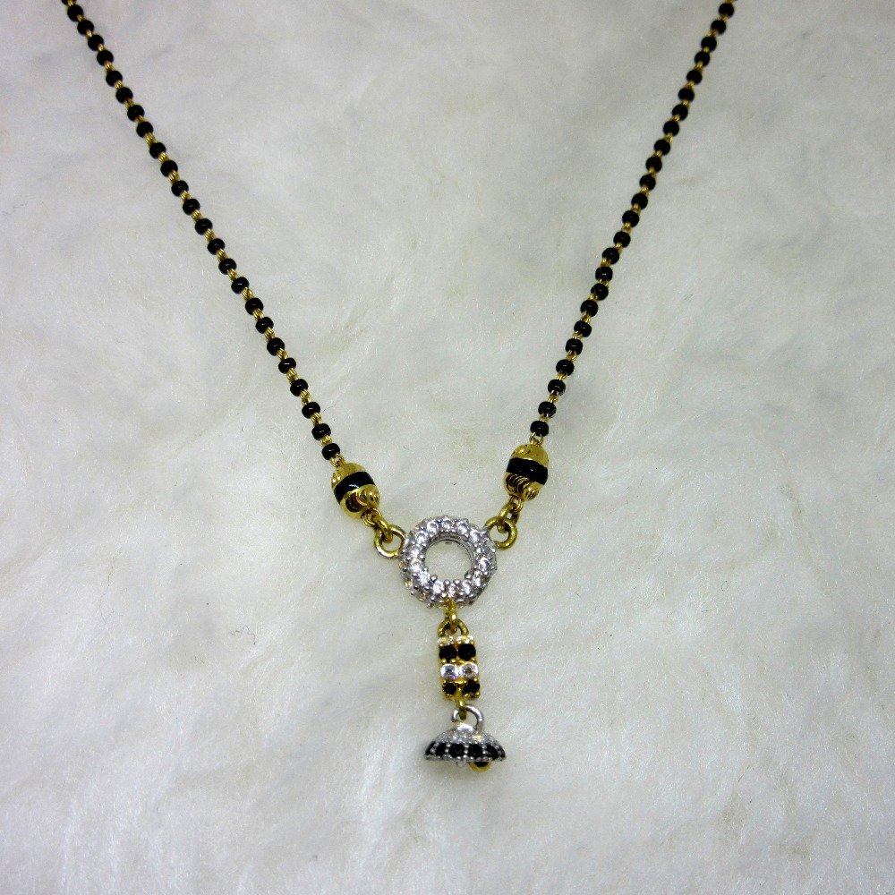 Gold fancy classic mangalsutra dokiya