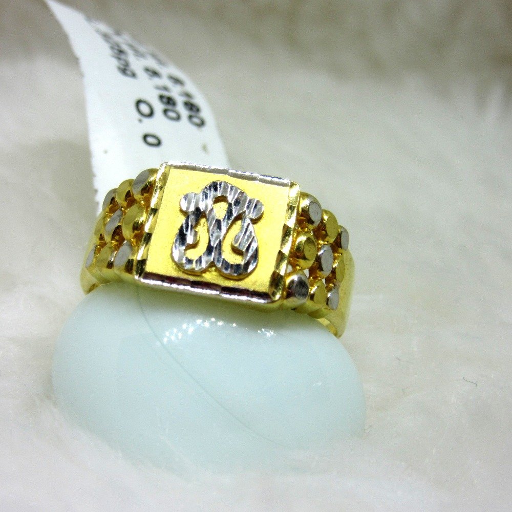 Gold DailyWear Gents Ring