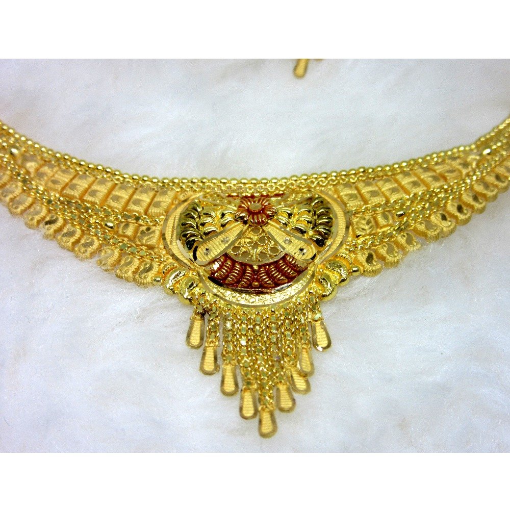 Delicate lite weight gold necklace set